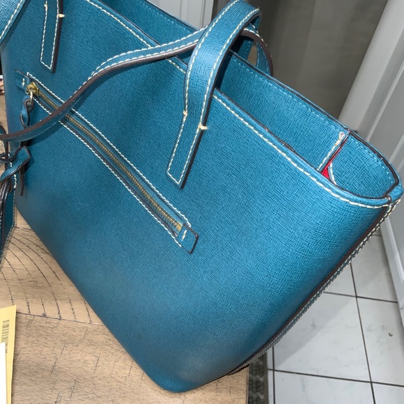 Dooney&Burke teal saffiano leather purse in UEC - Picture 12 of 12